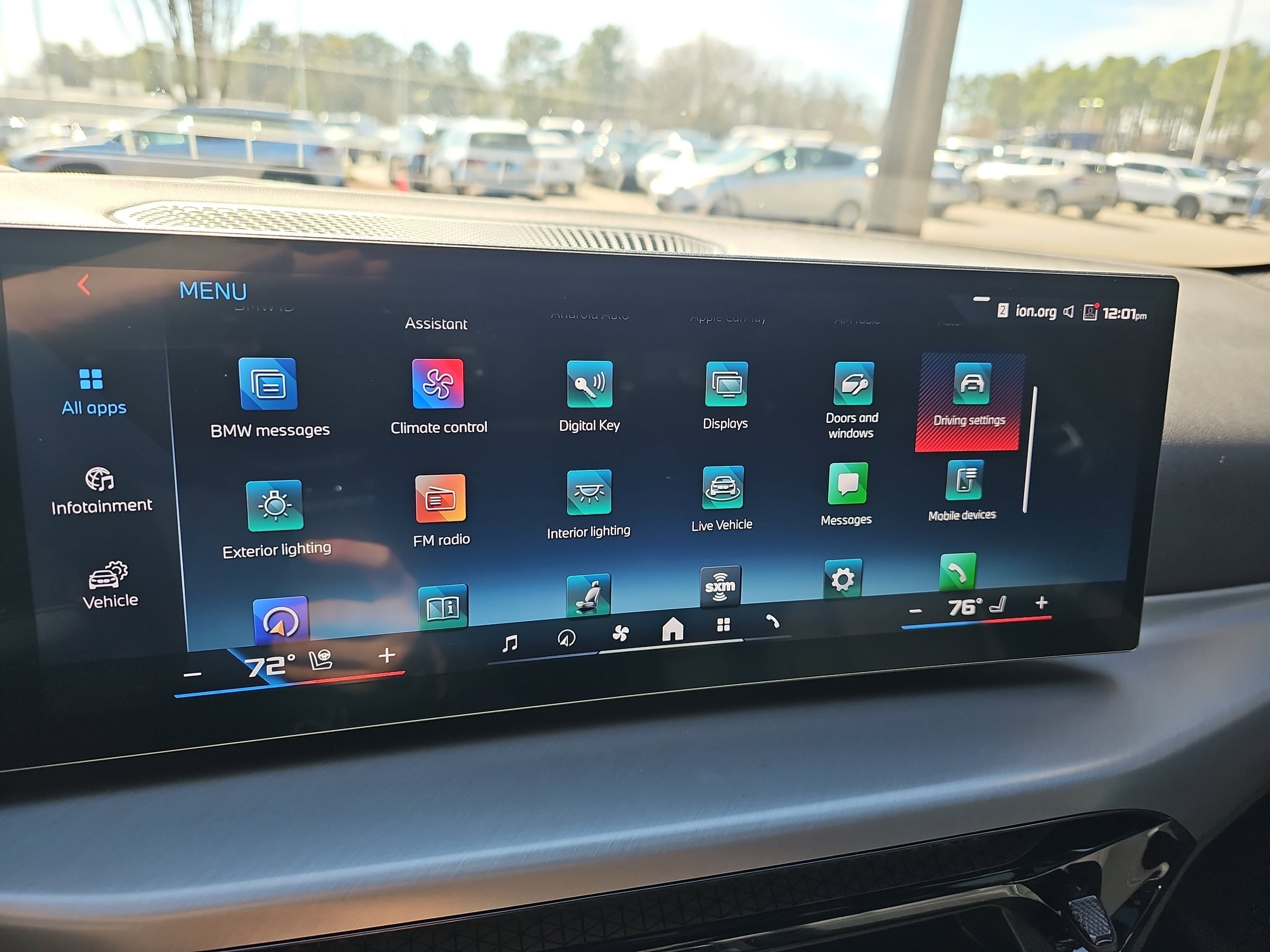 Used 2025 BMW M440i Coupe w/ Premium Package image 23