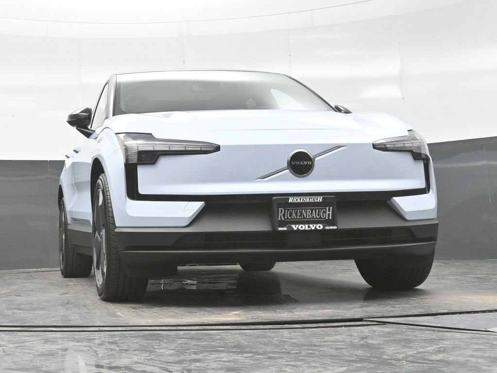 New 2026 Volvo EX30 Plus w/ Climate Package RWD image 9