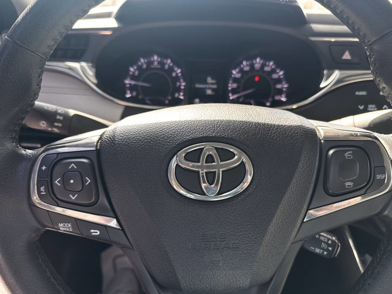 Used 2014 Toyota Avalon XLE image 15