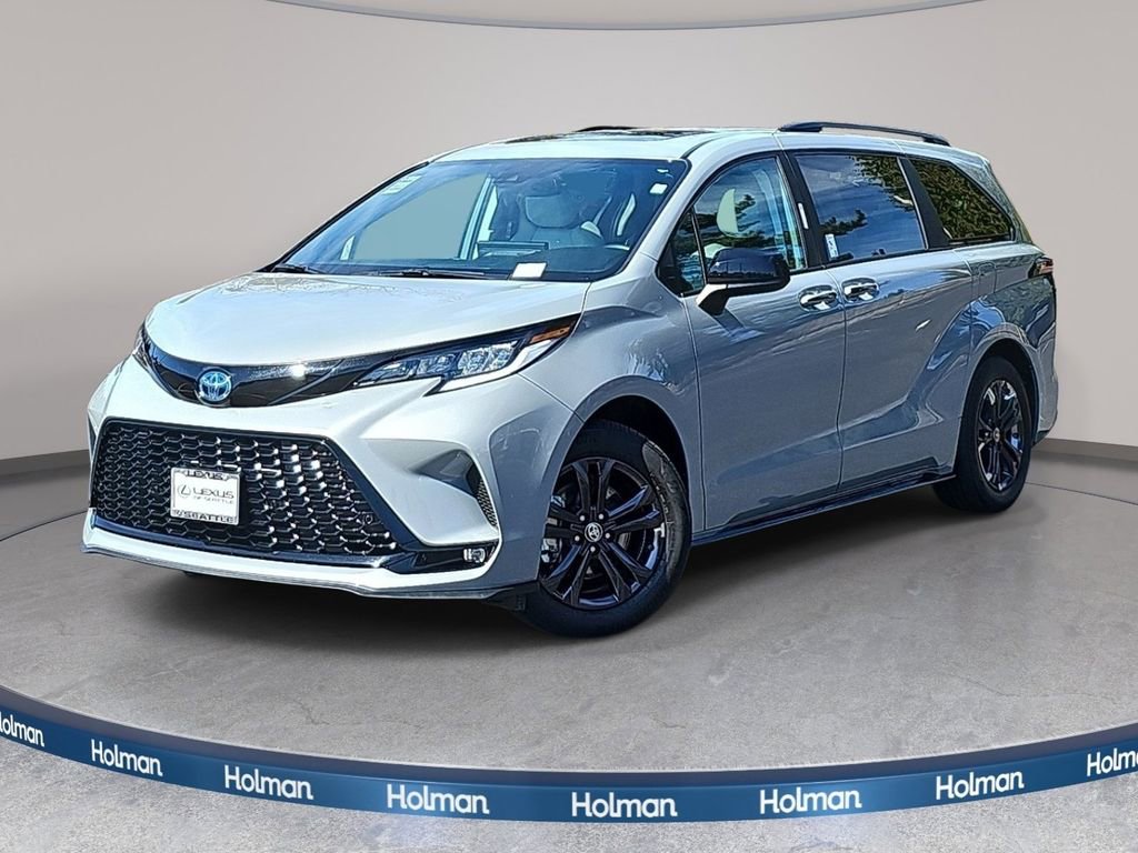 Used 2025 Toyota Sienna XSE AWD/4WD image 1