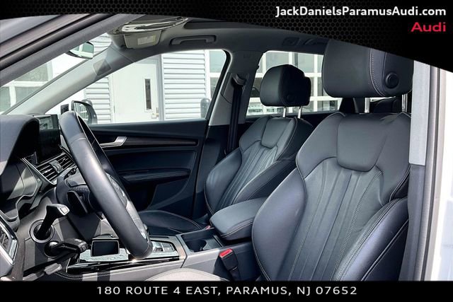 Used 2023 Audi Q5 e Premium Plus w/ Premium Plus Package image 17