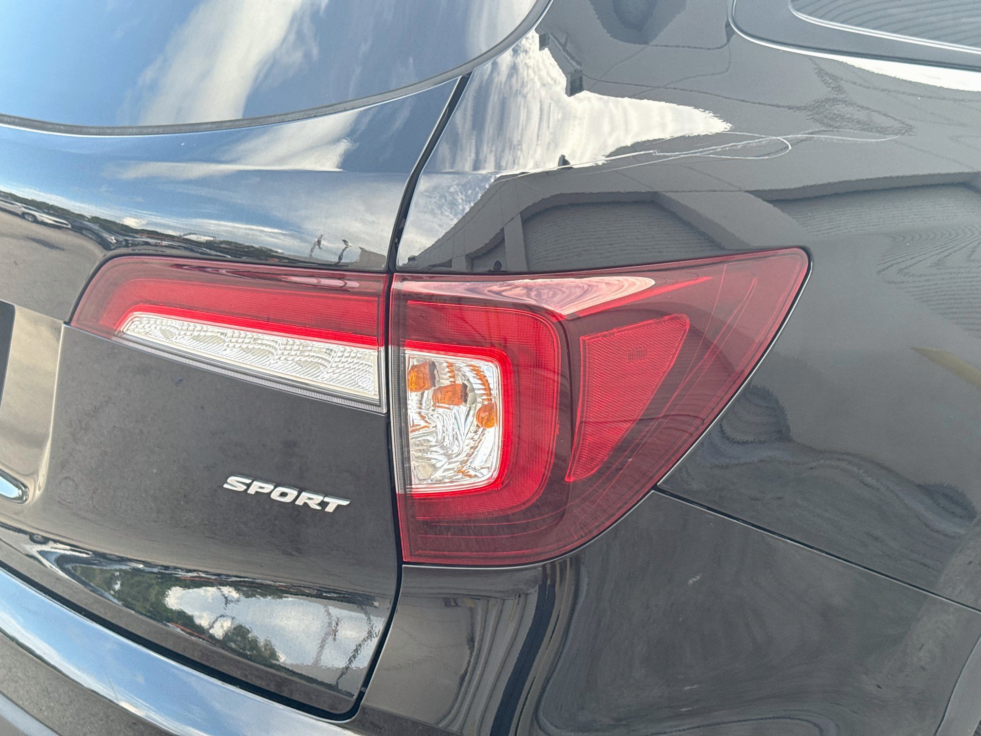 Certified 2022 Honda Pilot Sport image 27