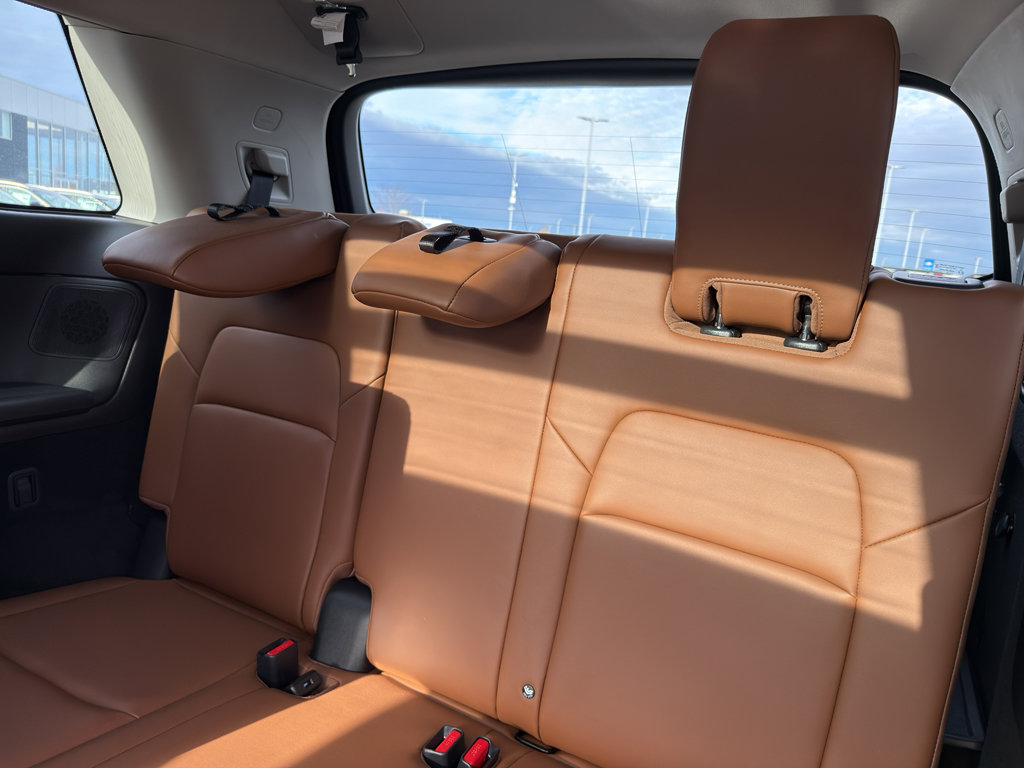 Certified 2025 Nissan Pathfinder Platinum w/ Cargo Package image 34