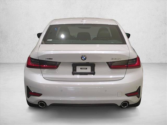 Used 2022 BMW 330i xDrive Sedan w/ Premium Package 2 AWD/4WD image 7