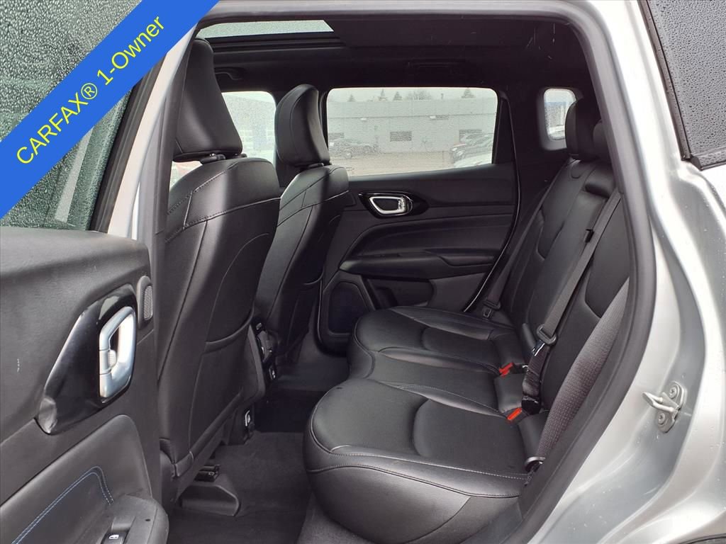 Used 2025 Jeep Compass Limited w/ High Altitude Package image 12