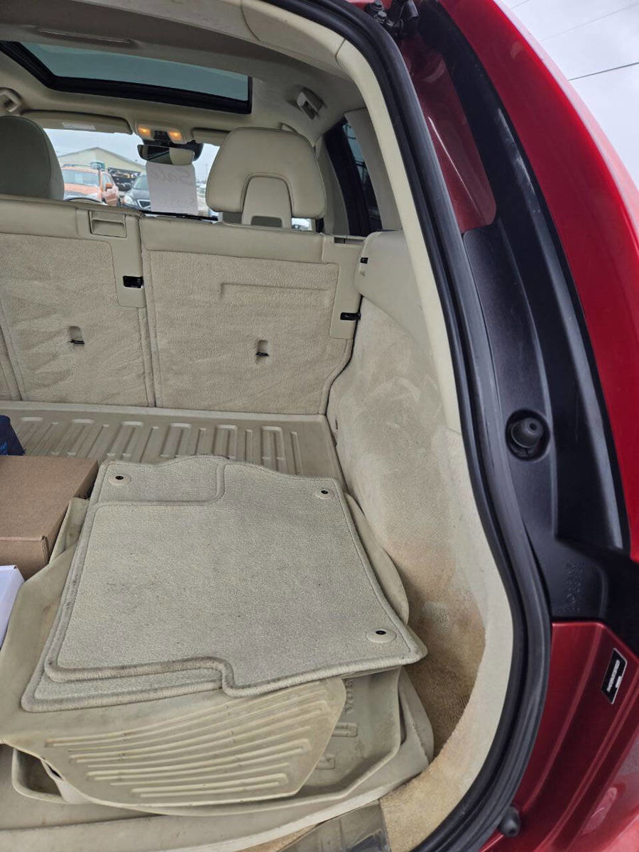 Used 2015 Volvo XC60 T5 image 29