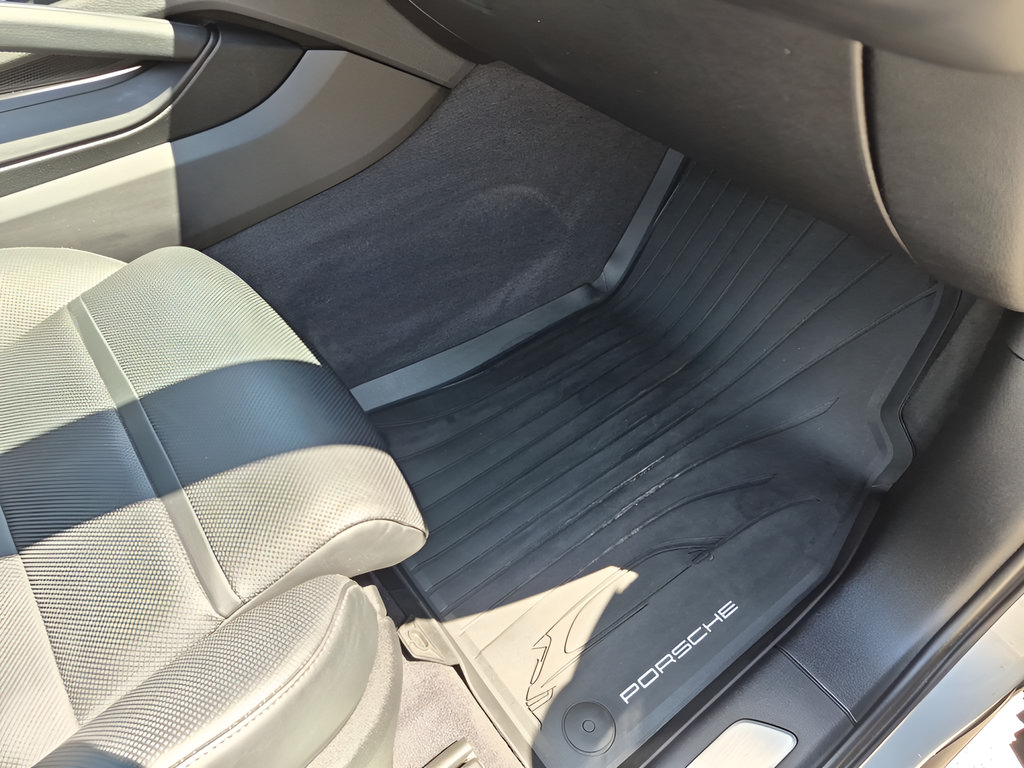 Used 2025 Porsche Cayenne S AWD/4WD image 41