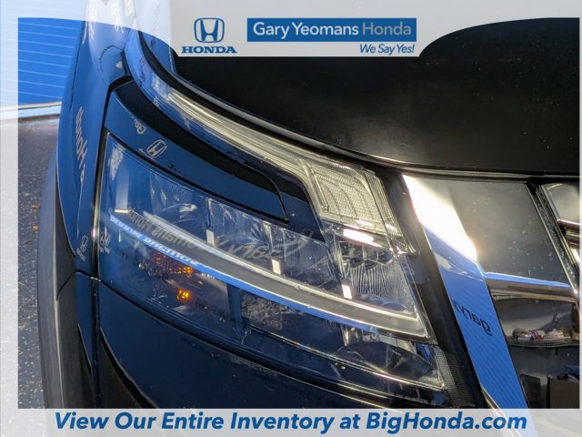 Used 2022 Nissan Pathfinder SV FWD image 12