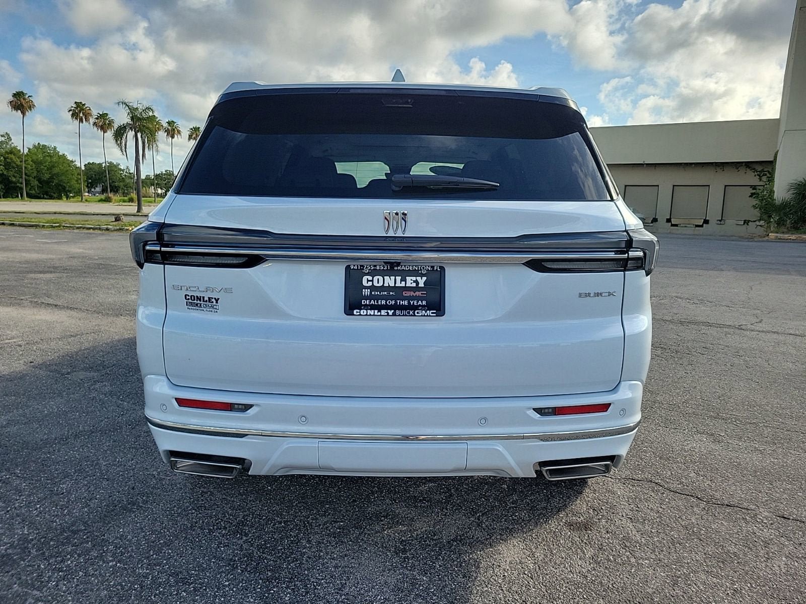 New 2026 Buick Enclave Avenir w/ Super Cruise Package FWD image 6