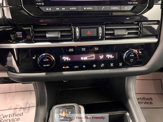 Used 2025 Nissan Pathfinder SV FWD image 53