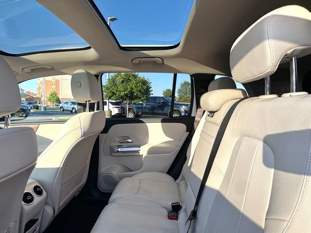 Used 2022 Mercedes-Benz GLB 250 4MATIC image 18