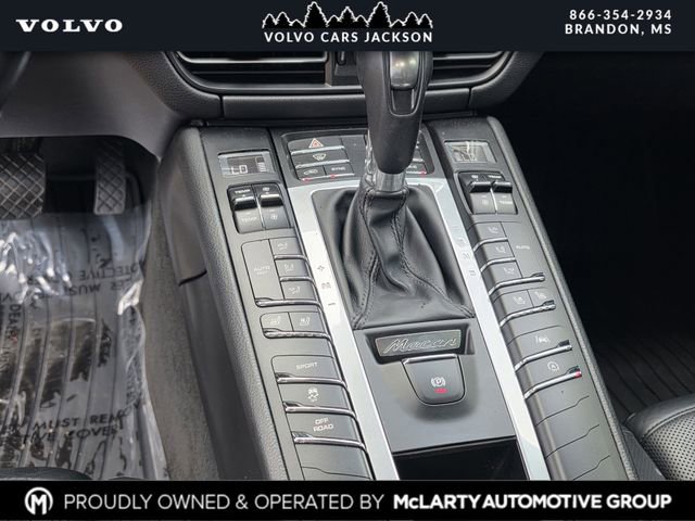 Used 2021 Porsche Macan image 22