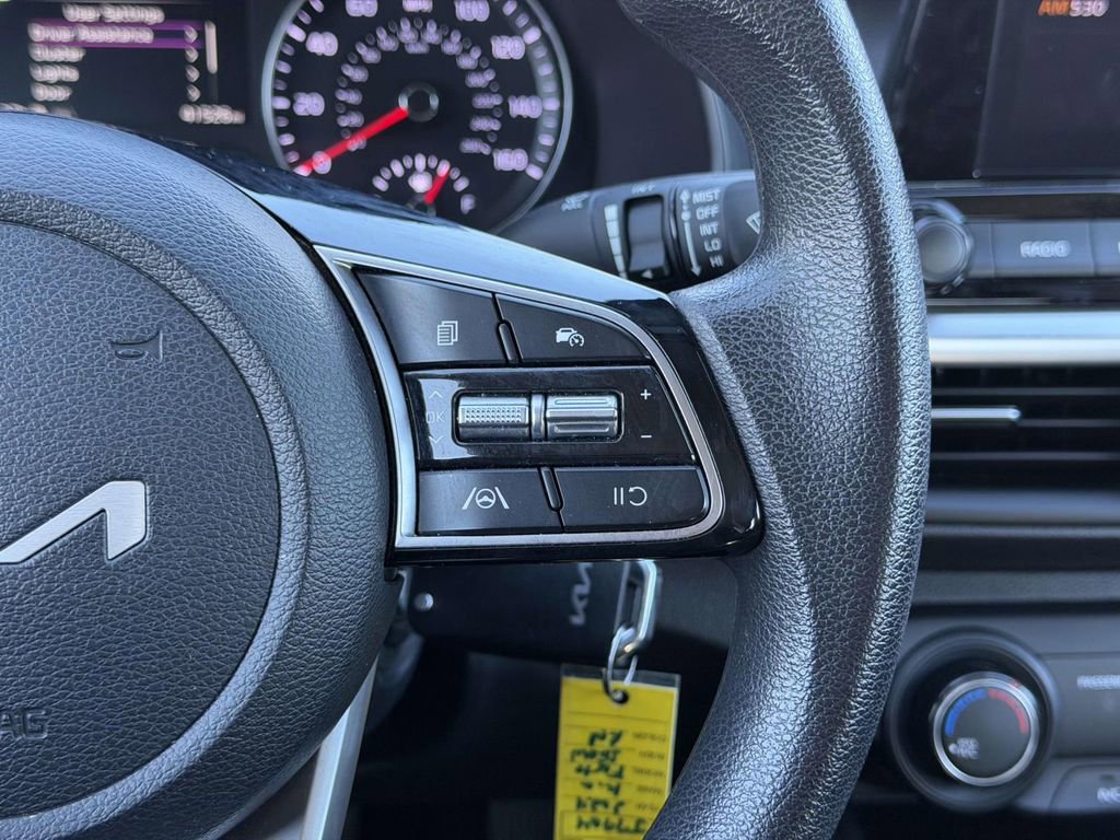 Used 2024 Kia Forte LXS image 9