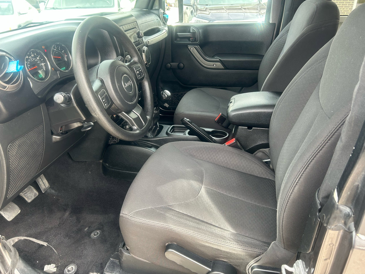 Used 2016 Jeep Wrangler Sport image 14