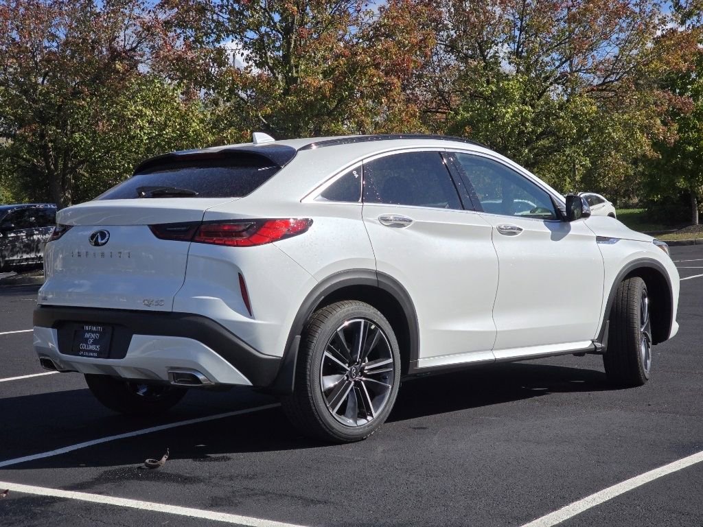 Certified 2025 INFINITI QX55 Luxe w/ Cargo Package image 18