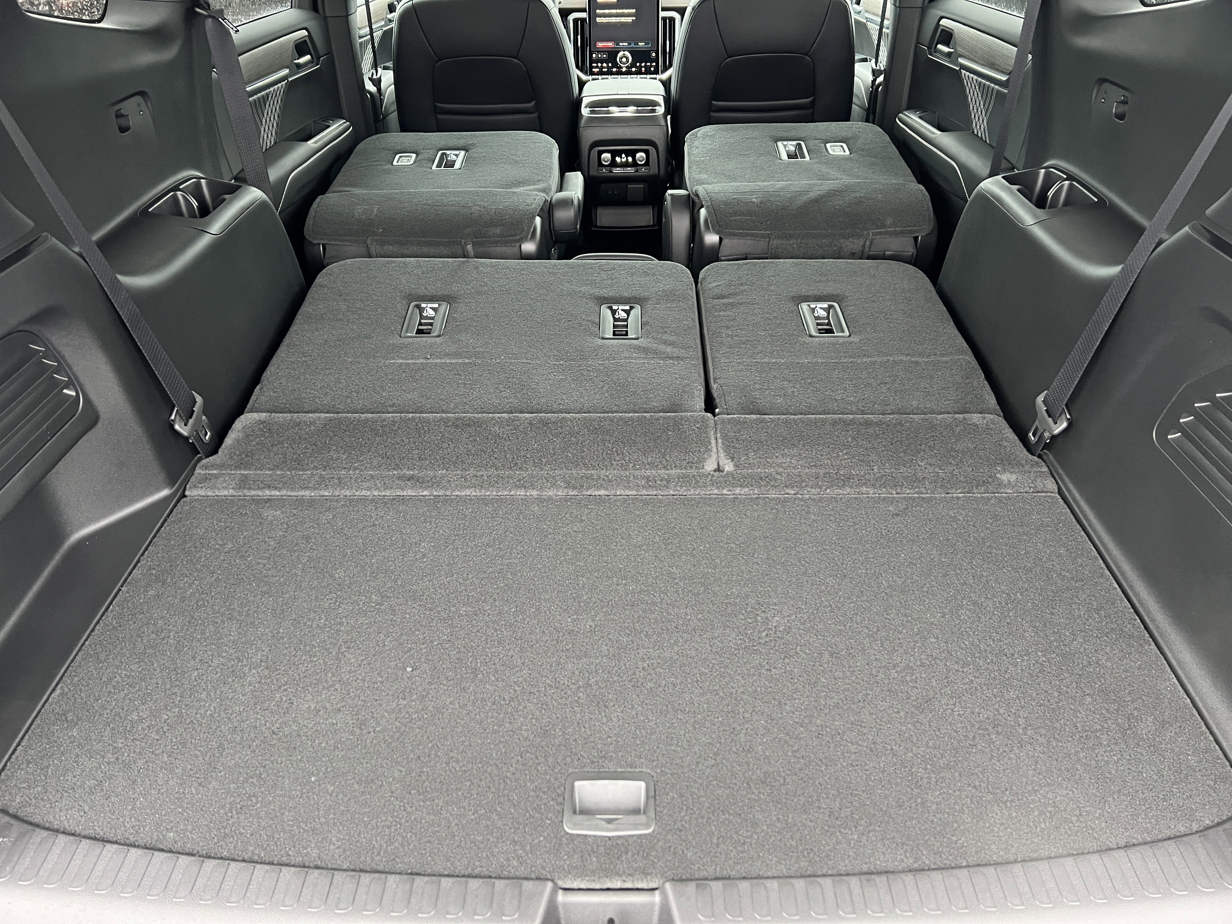 New 2026 GMC Acadia Denali w/ Super Cruise Package image 24