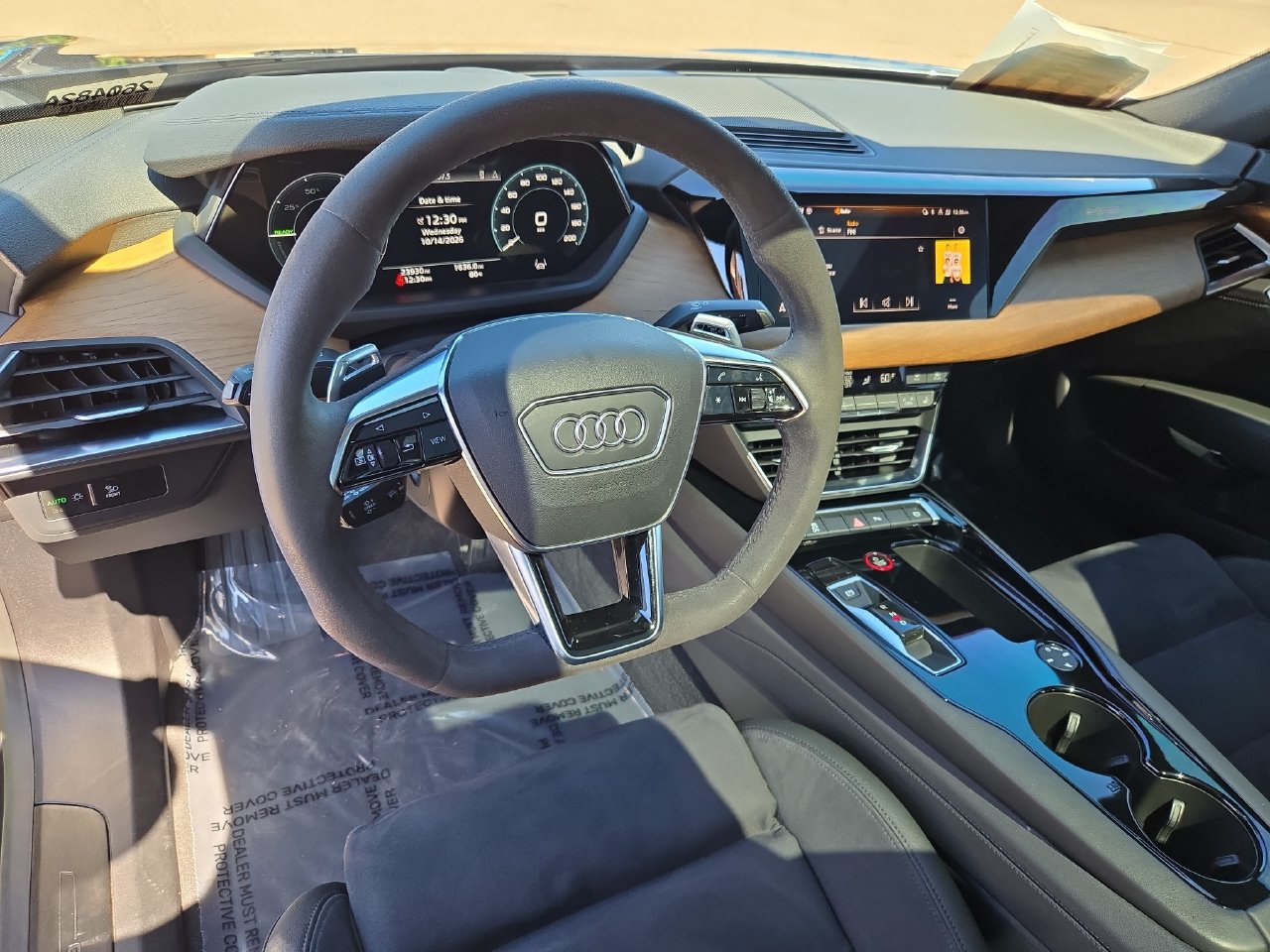 Used 2023 Audi e-tron GT Premium Plus w/ Executive Package AWD/4WD image 16