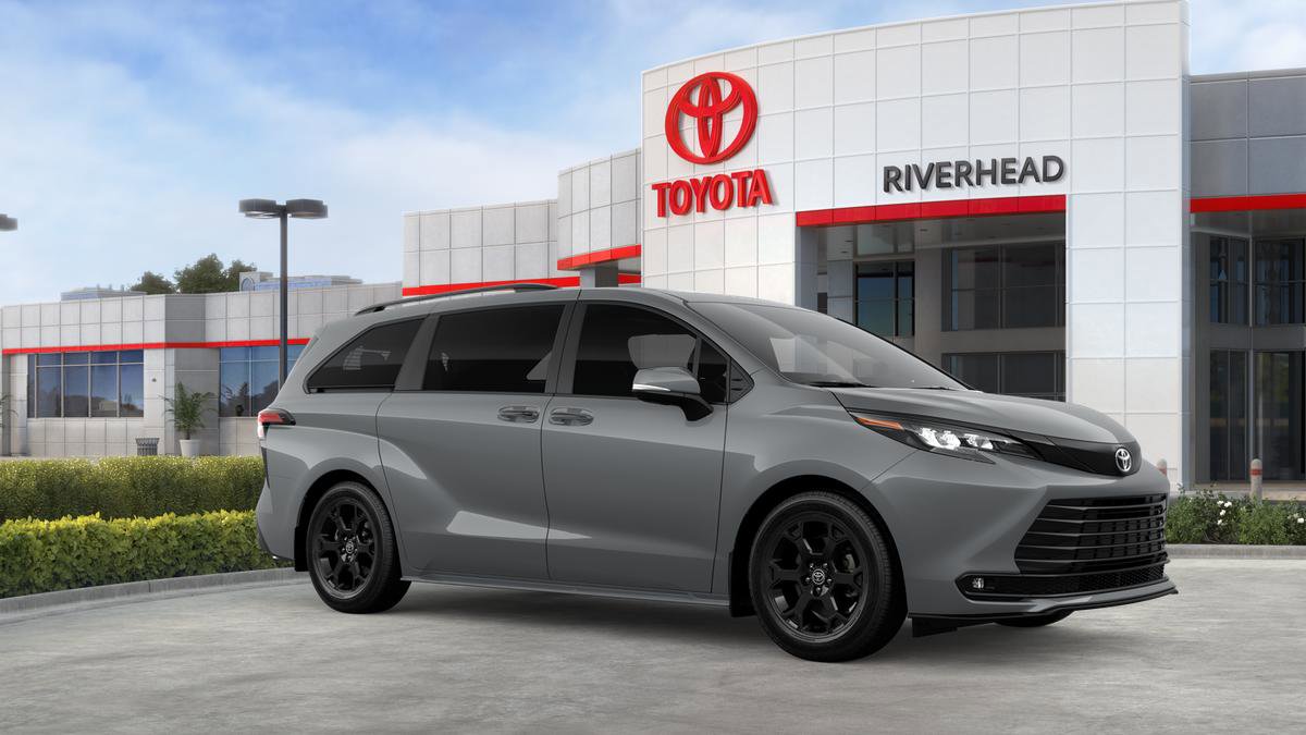 New 2026 Toyota Sienna XLE Woodland Edition image 16