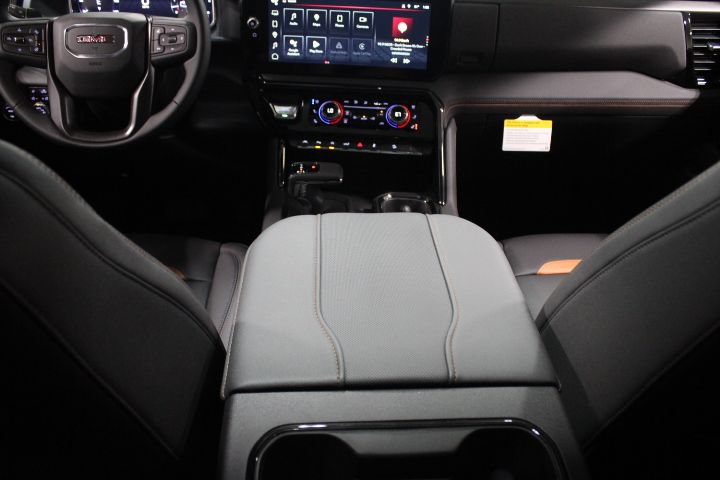 New 2026 GMC Sierra 1500 AT4 w/ AT4 Premium Package AWD/4WD image 34