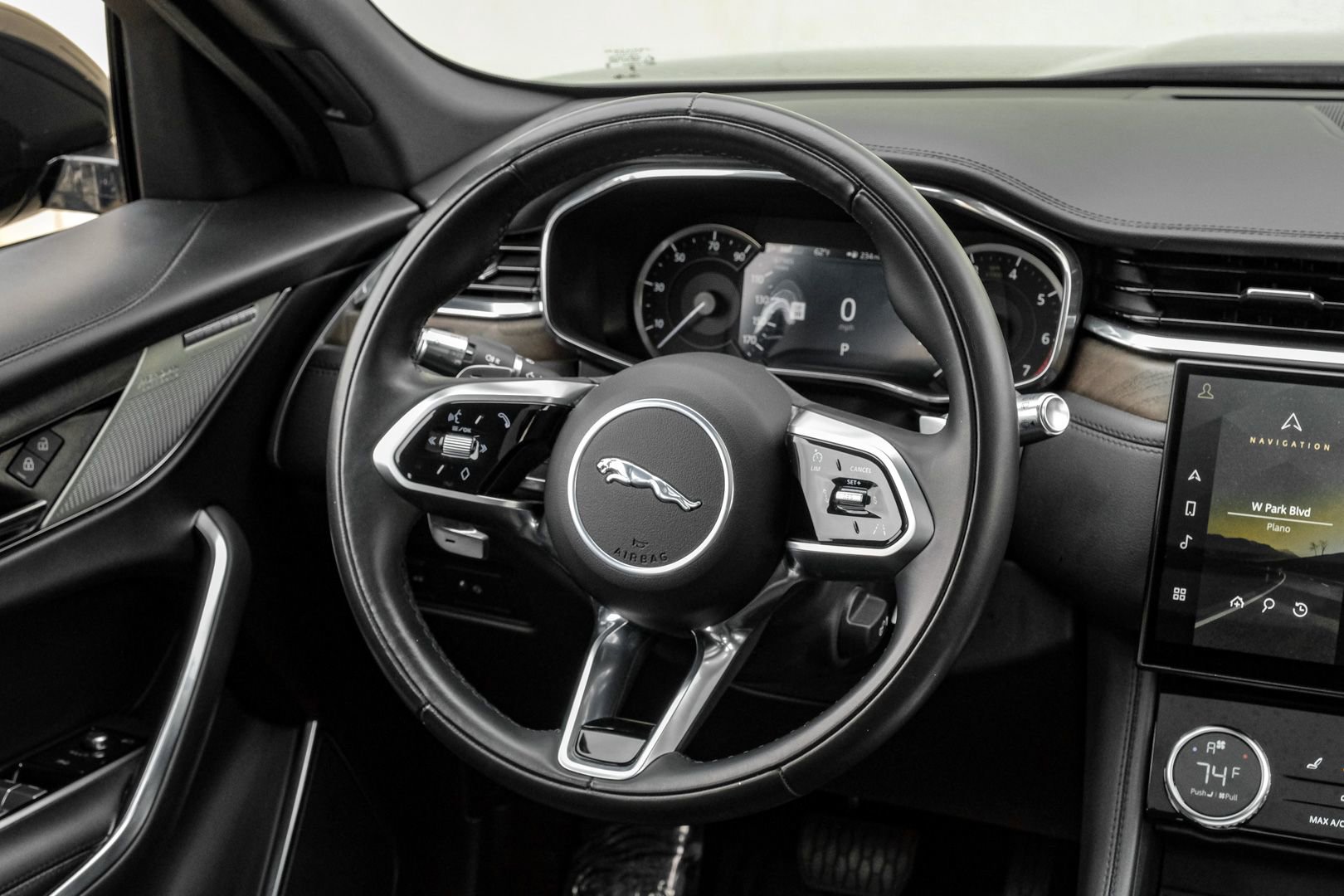 Used 2022 Jaguar F-PACE S AWD/4WD image 16