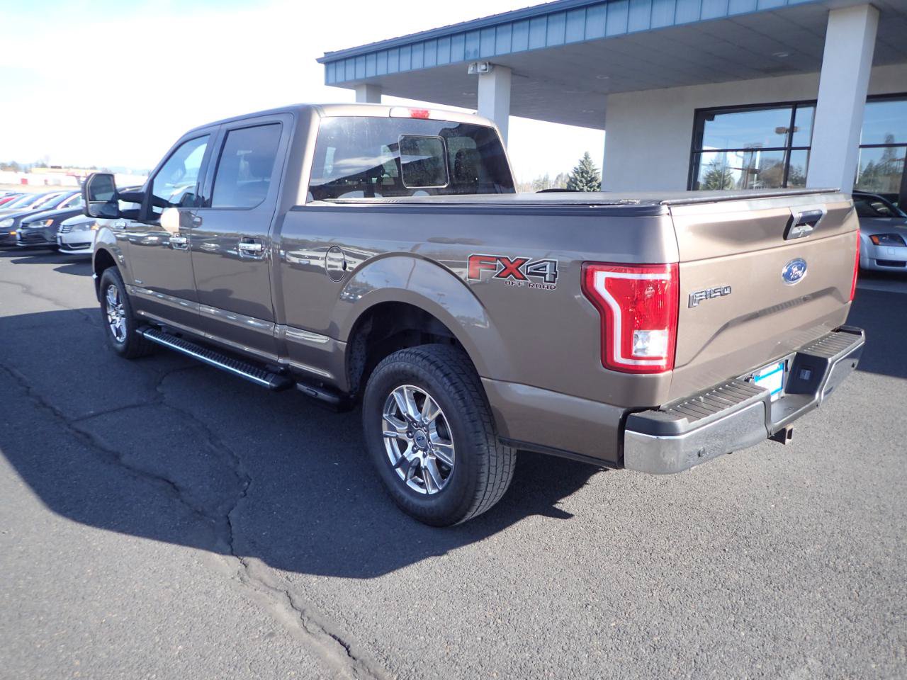 Used 2017 Ford F150 XLT w/ Equipment Group 302A Luxury AWD/4WD image 3