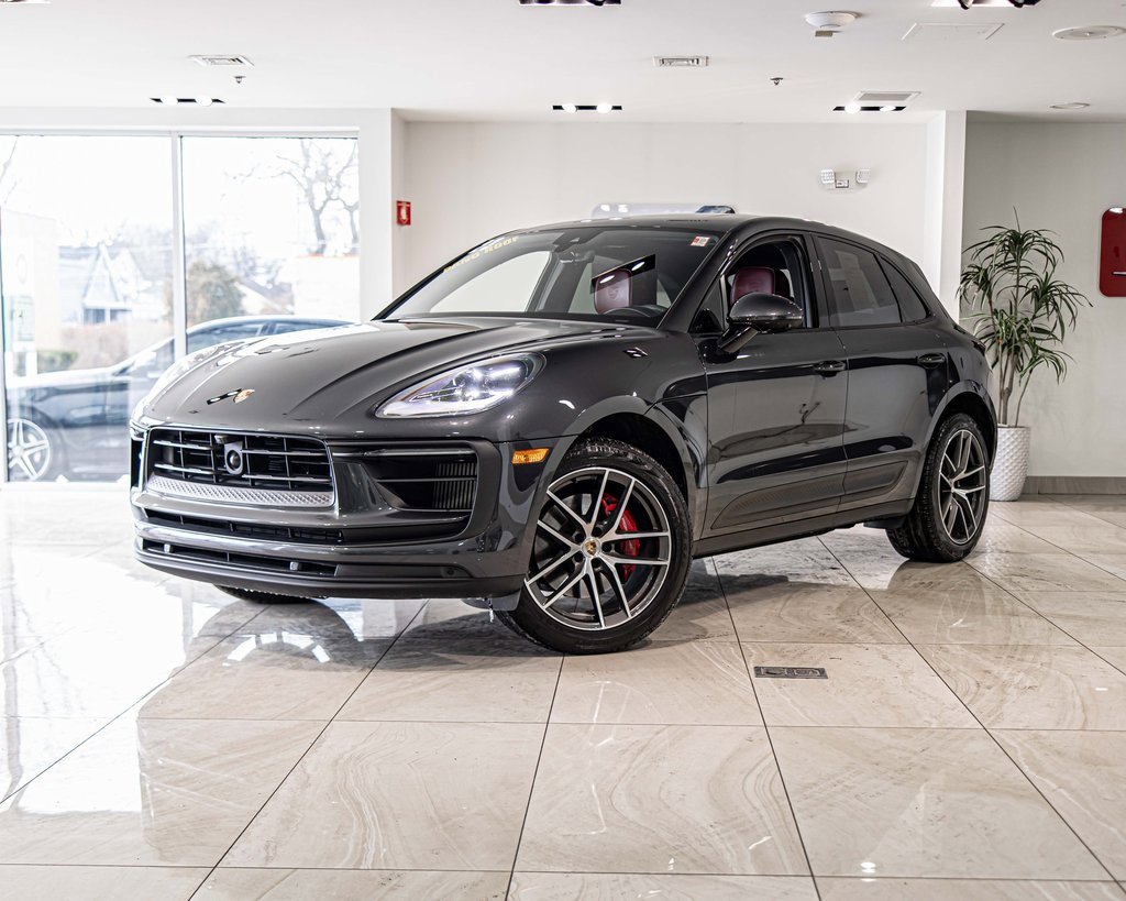 Used 2023 Porsche Macan S image 1
