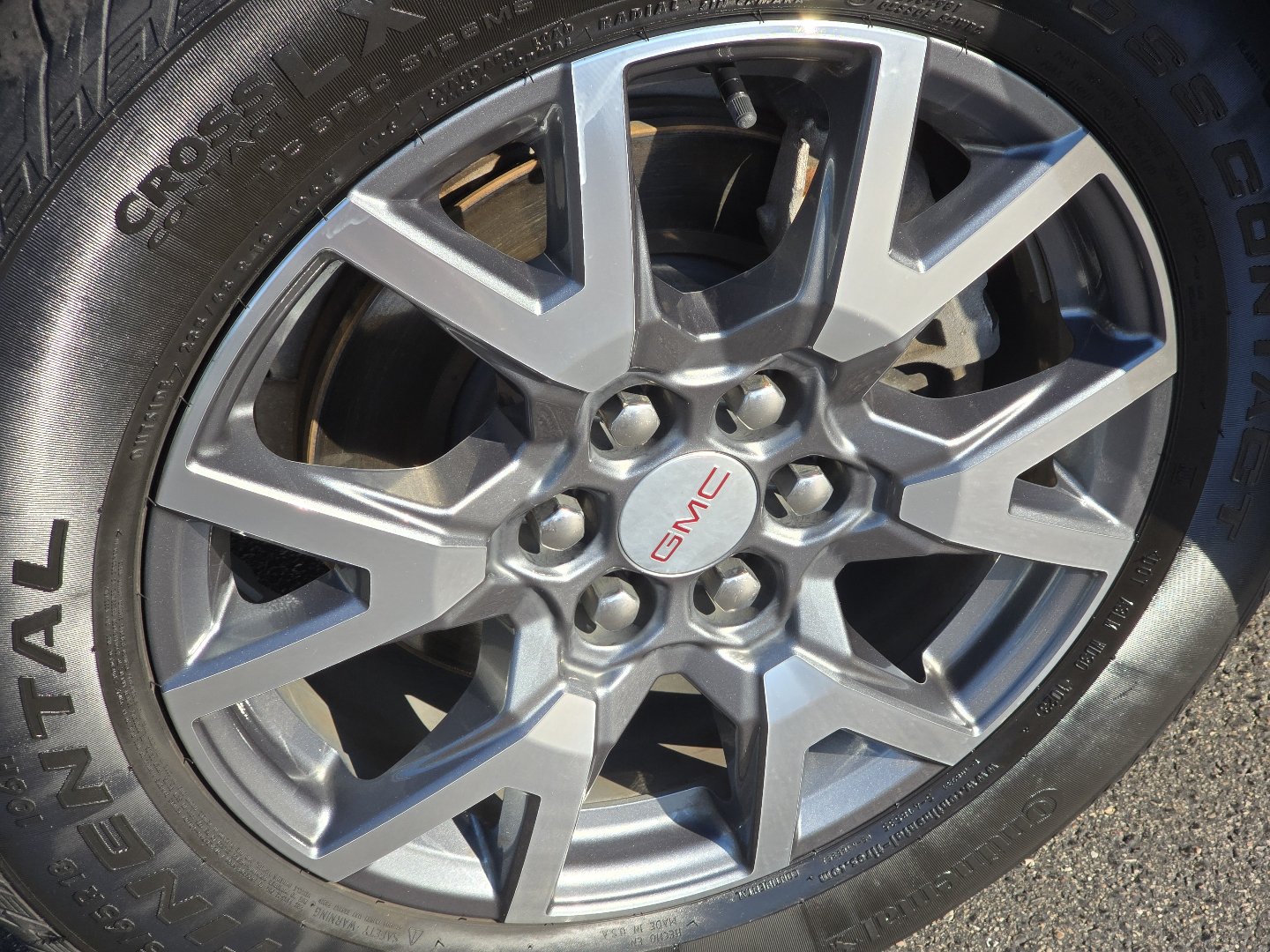 Certified 2023 GMC Acadia SLT AWD/4WD image 18
