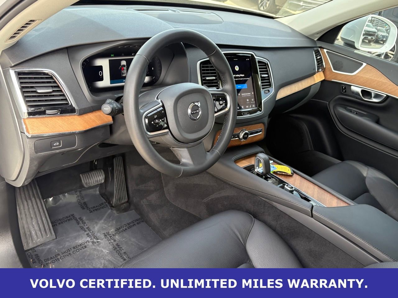 Certified 2024 Volvo XC90 B5 Plus w/ Protection Package Premier image 16
