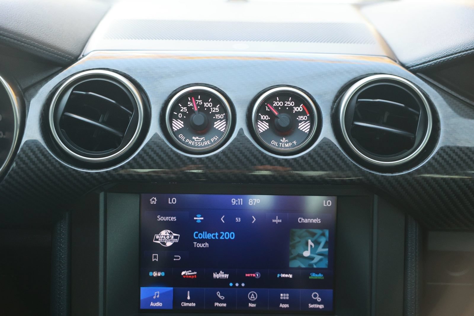 Used 2021 Ford Mustang Shelby GT500 w/ Technology Package RWD image 39