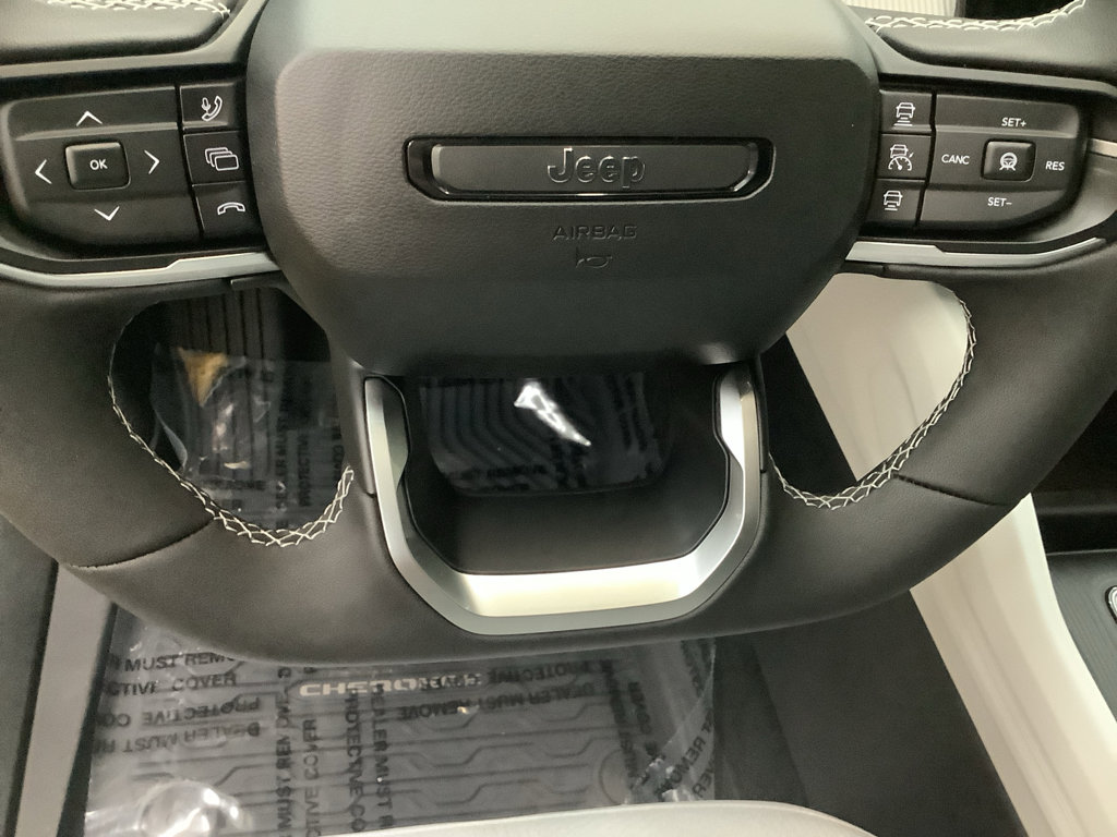 New 2026 Jeep Cherokee Laredo AWD/4WD image 15