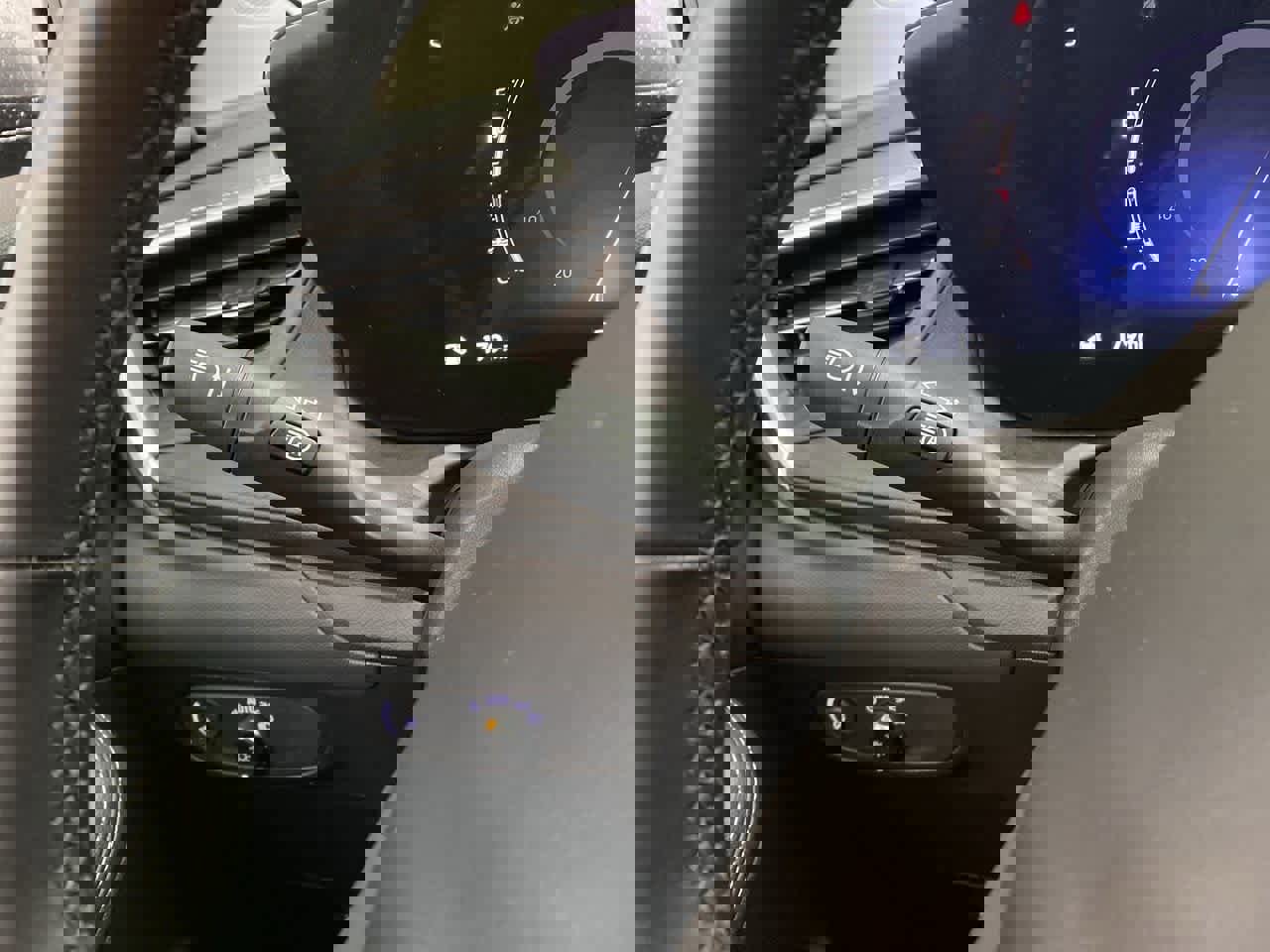 Used 2024 Buick Encore GX Sport Touring w/ Experience Buick Package image 24