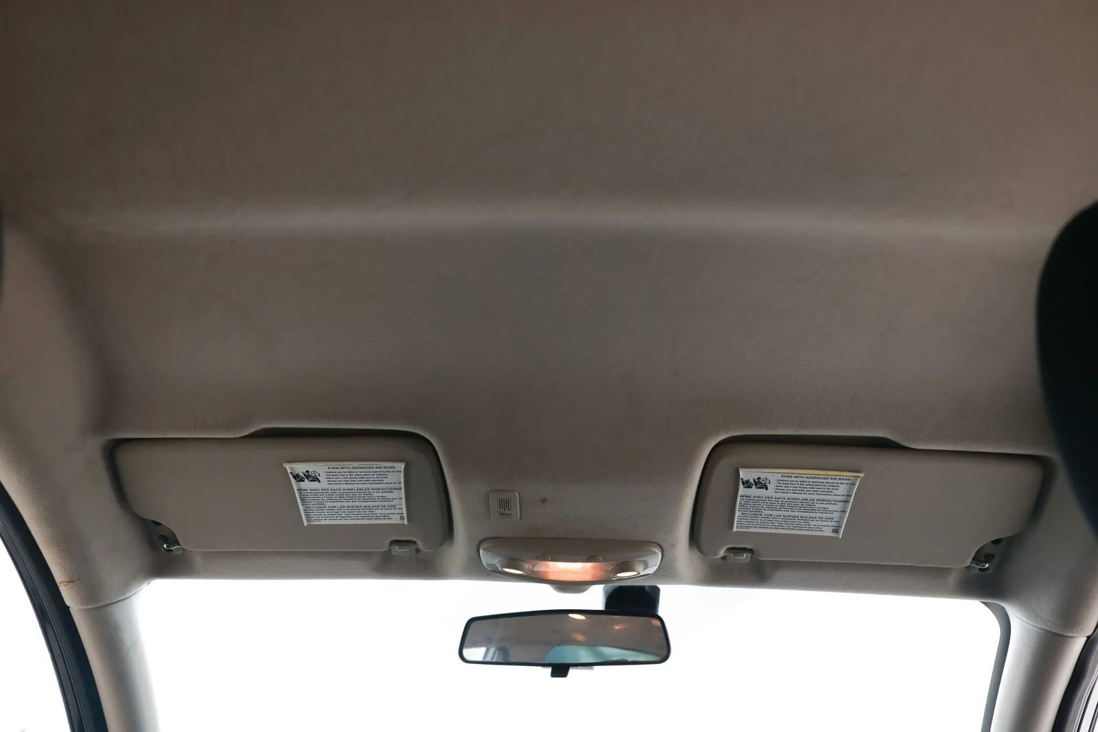 Used 2017 Ford Fiesta S FWD image 23