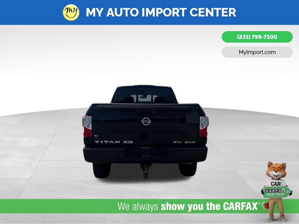 Used 2018 Nissan Titan SV w/ SV Convenience Package AWD/4WD image 6