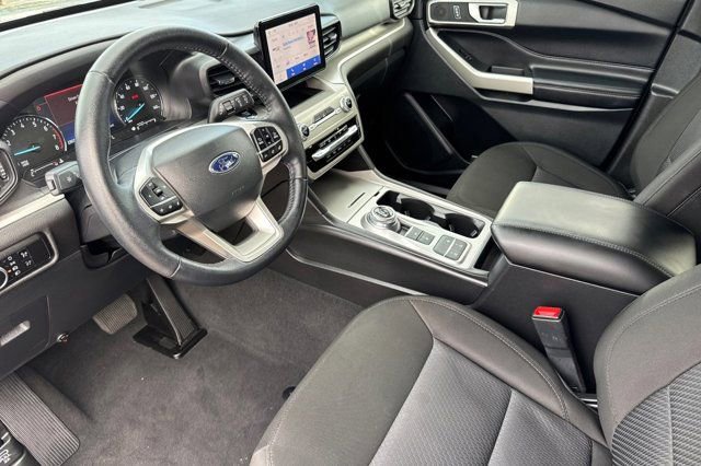 Certified 2022 Ford Explorer XLT image 11