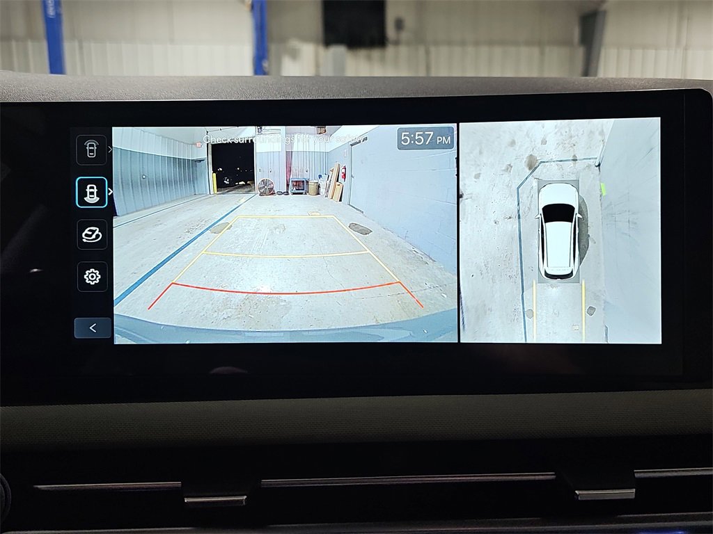 New 2026 Hyundai Tucson Limited image 23