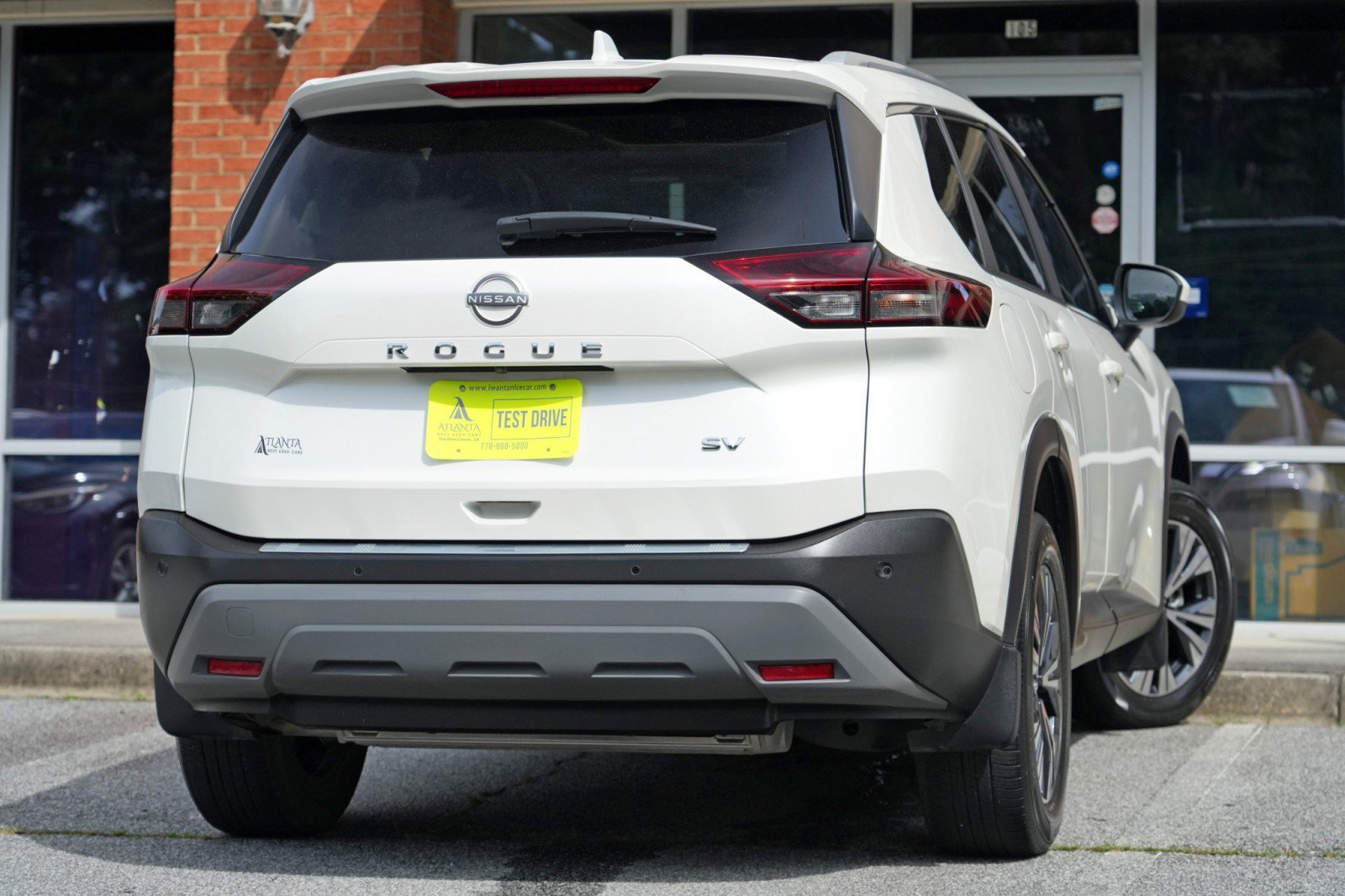 Used 2023 Nissan Rogue SV w/ SV Premium B Package FWD image 4