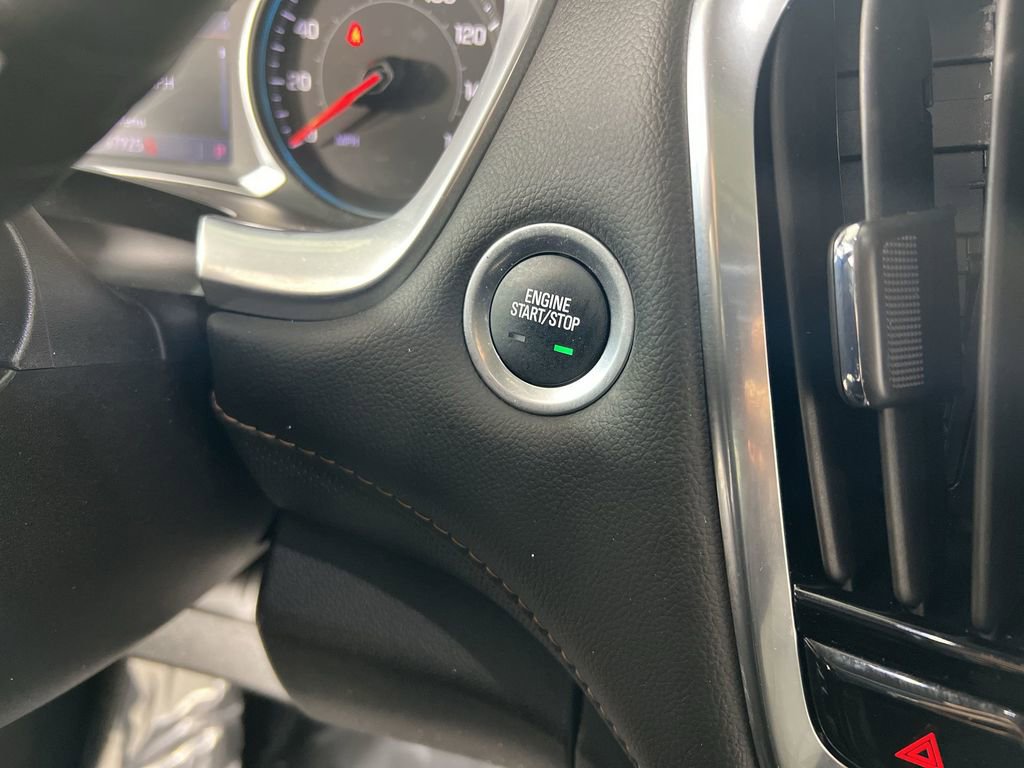 Used 2021 Chevrolet Traverse Premier image 18