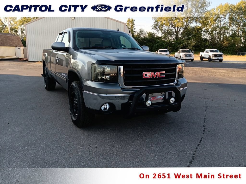 Used 2007 GMC Sierra 1500 SLT w/ SLE/SLT Trailering Package AWD/4WD image 1