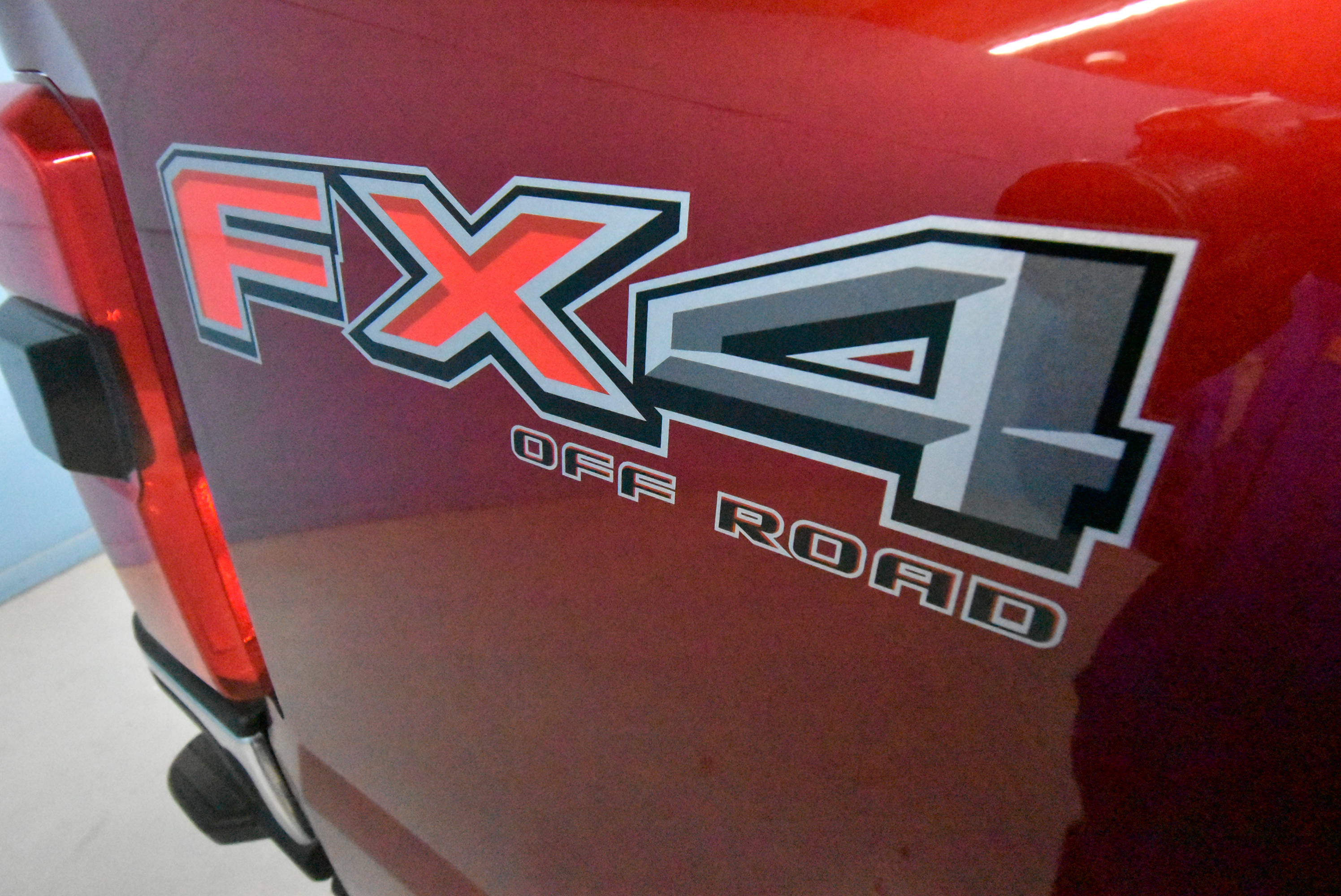 New 2025 Ford F350 Lariat w/ Lariat Ultimate Package image 42