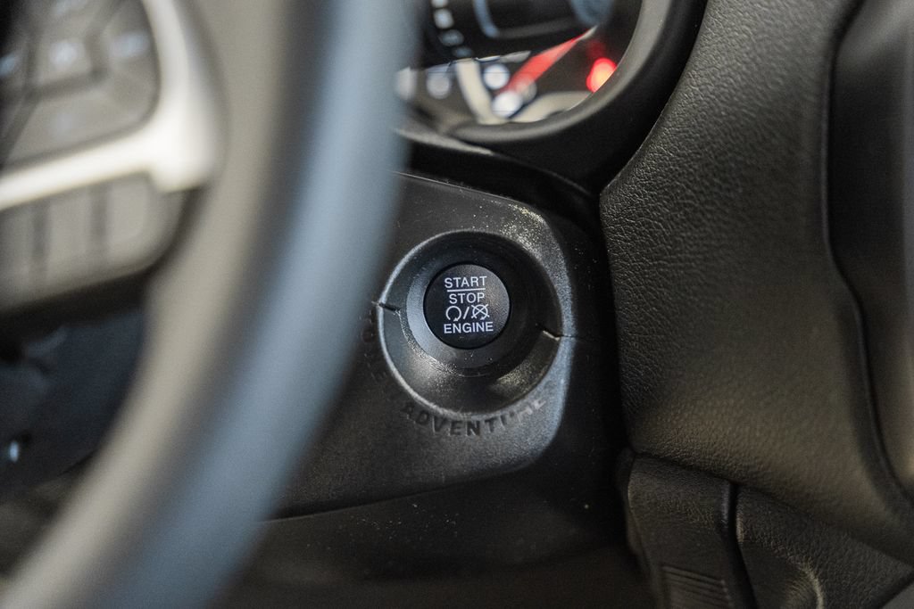 Certified 2018 Jeep Renegade Latitude AWD/4WD image 20