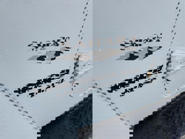 Used 2017 Jeep Wrangler Unlimited Sahara image 27