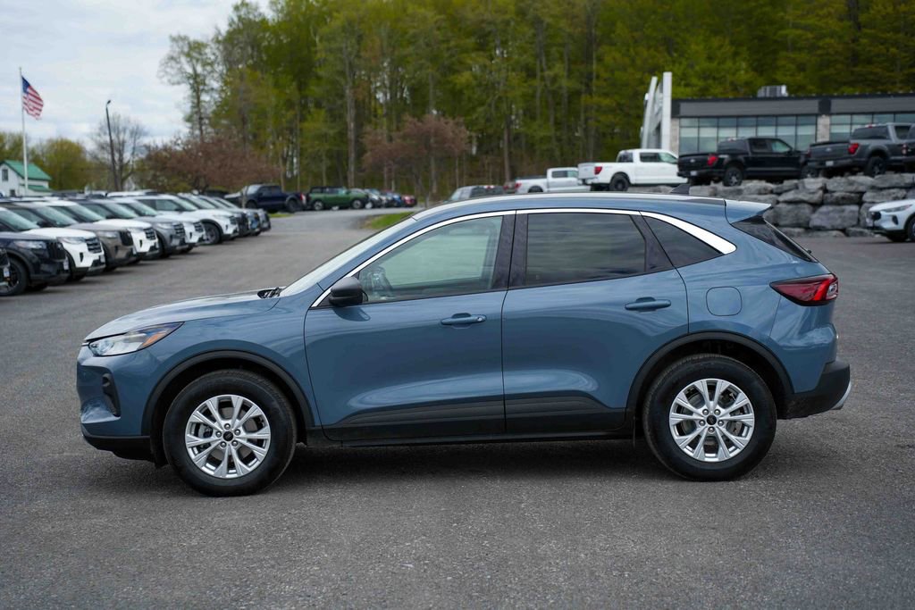 Used 2023 Ford Escape Active AWD/4WD image 8