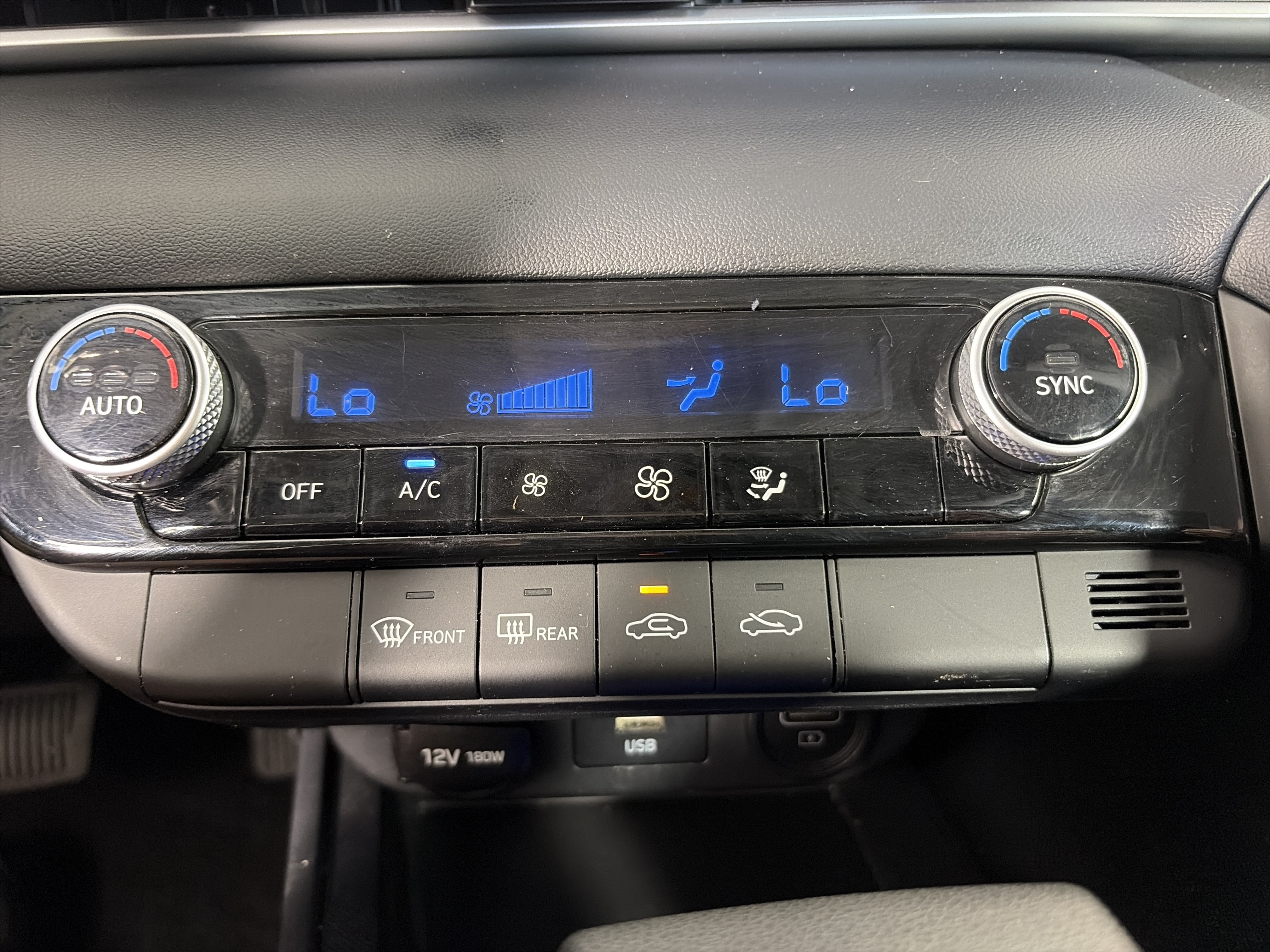 Certified 2022 Hyundai Elantra SEL FWD image 20