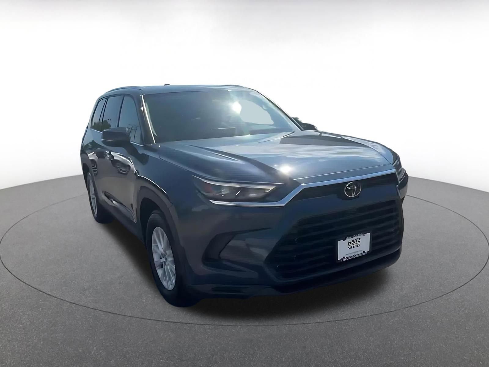 Used 2025 Toyota Grand Highlander FWD image 3