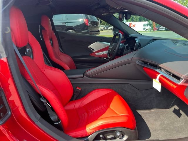 Used 2024 Chevrolet Corvette Z06 RWD image 9