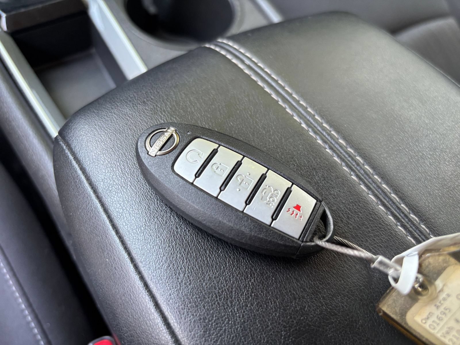 Used 2025 Nissan Altima 2.5 SV FWD image 24