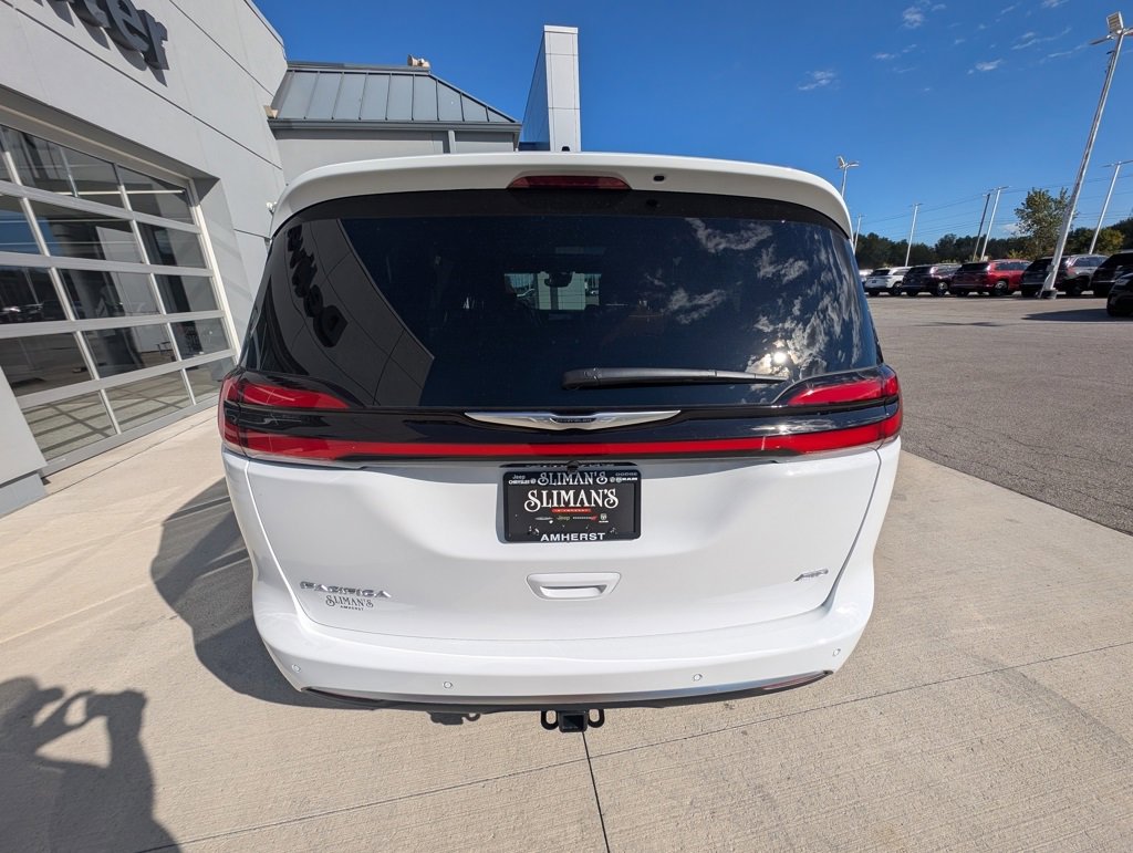 New 2026 Chrysler Pacifica Pinnacle image 10