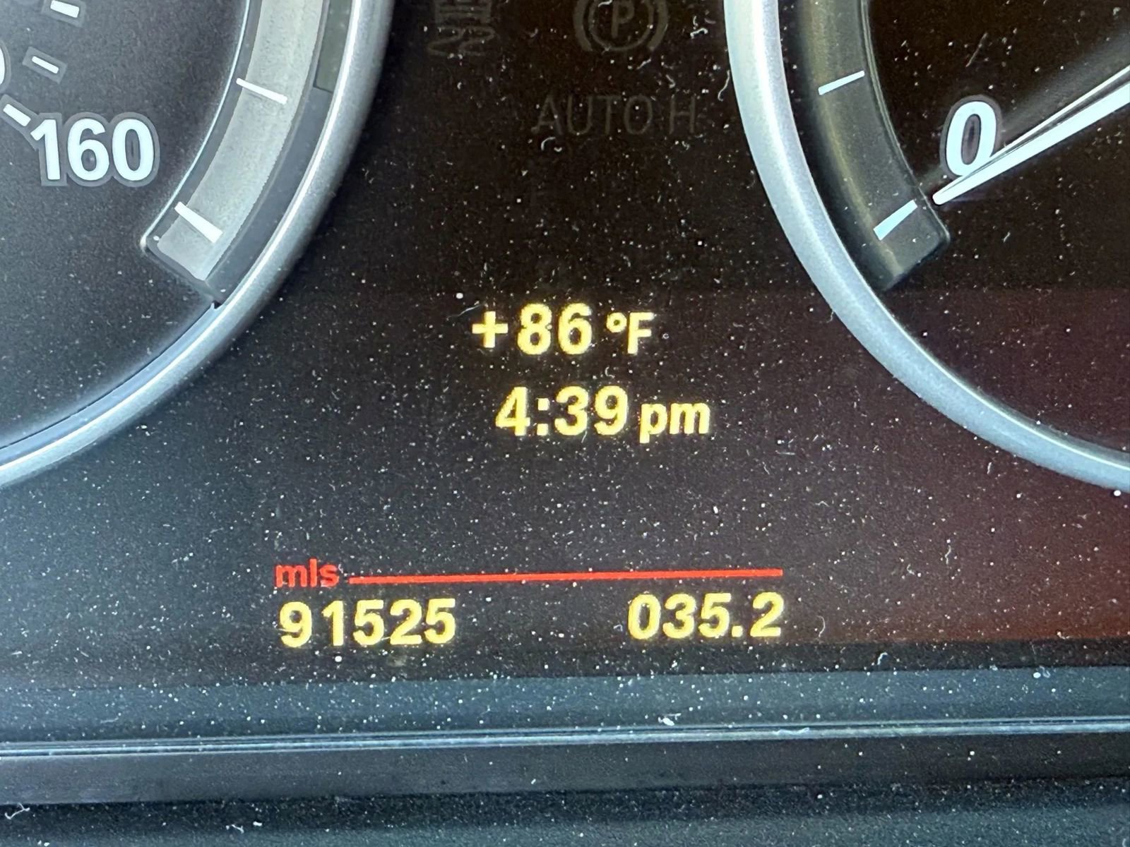 Used 2011 BMW 535i xDrive Sedan image 25