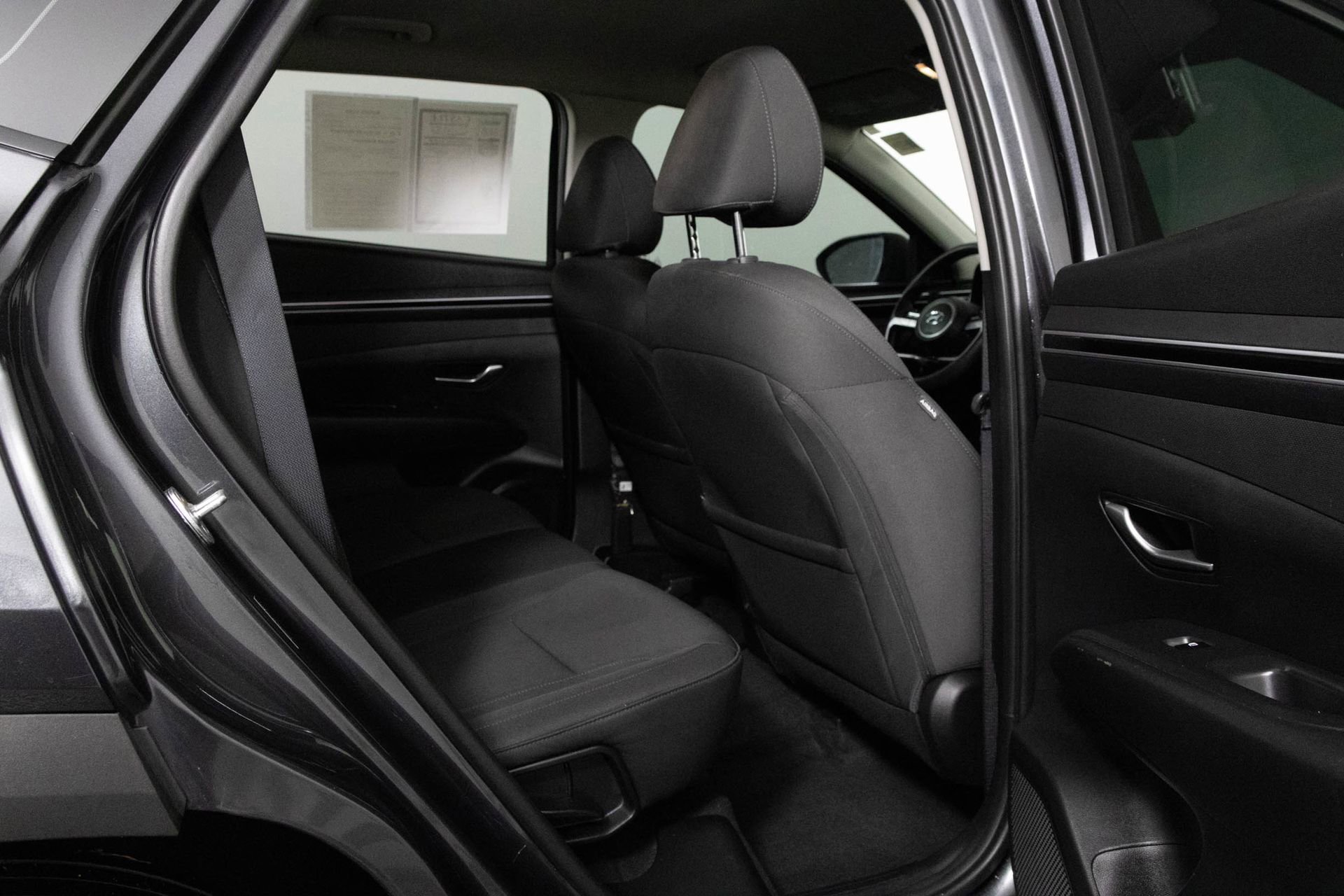 Used 2022 Hyundai Tucson SE image 36