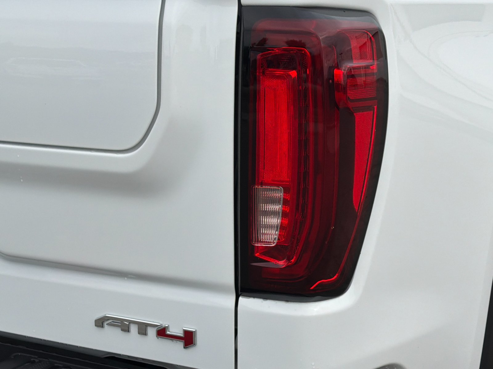 Certified 2025 GMC Sierra 1500 AT4 AWD/4WD image 36
